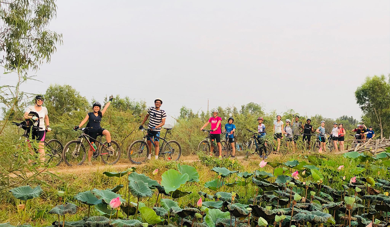 cycling-into-the-lungs-of-saigon