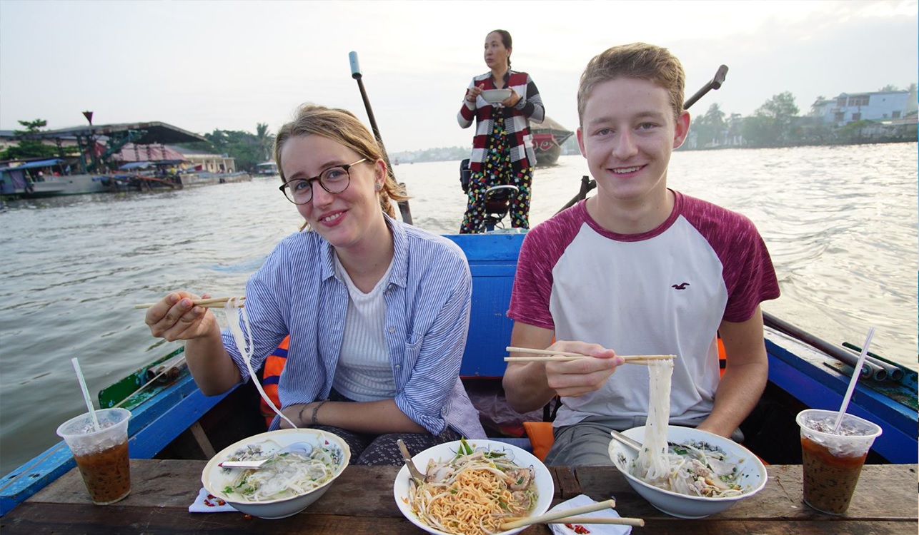 Cai-Rang-FLOATING-MARKET